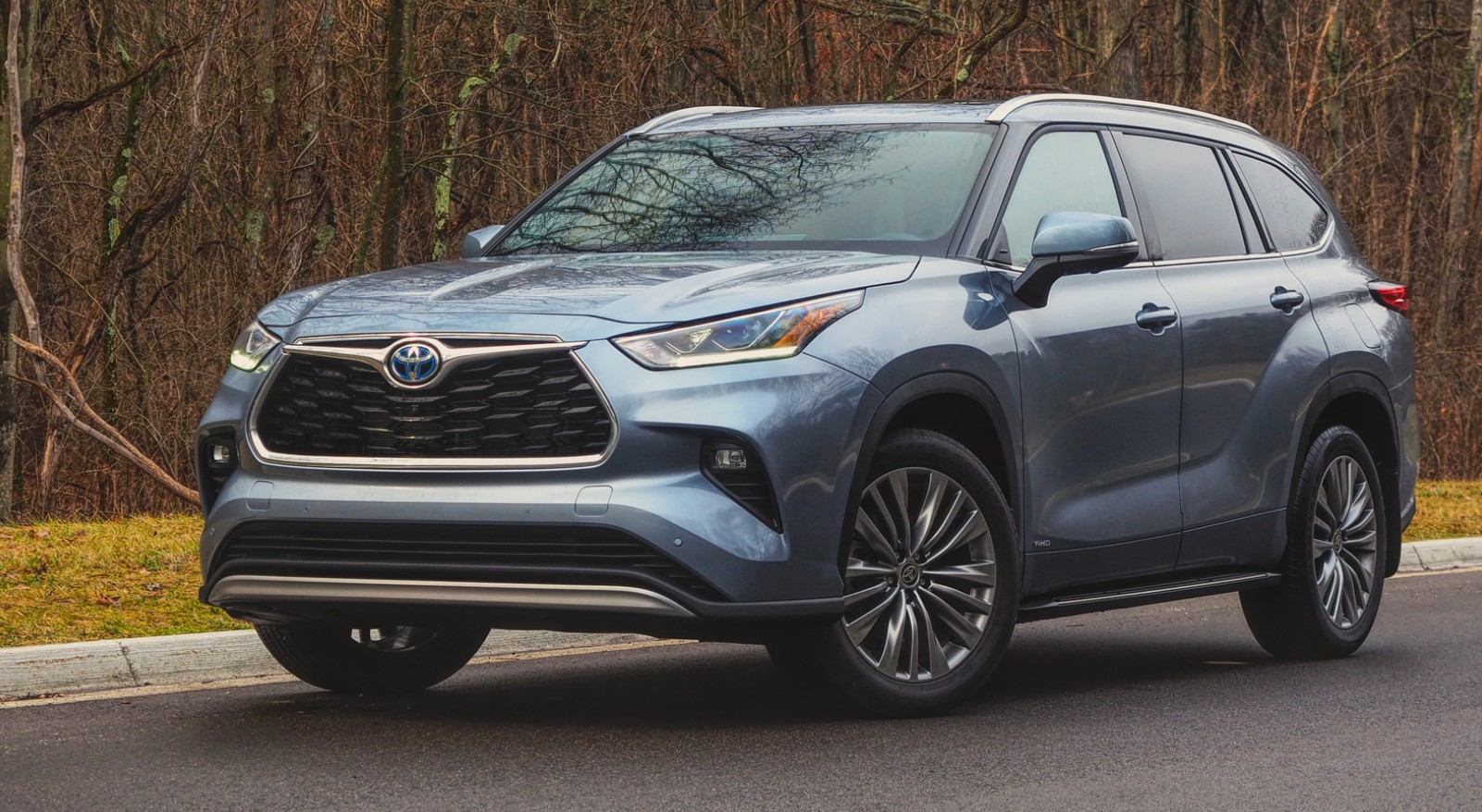 2027 Toyota Highlander Hybrid Review